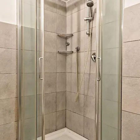 Valperga Design